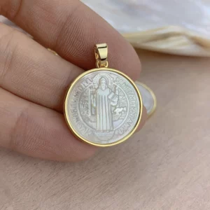 Pendentifs du catholicisme Saint benoît, pour la fabrication de bijoux, breloques rondes en nacre, médaille, collier