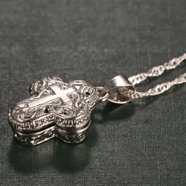 Pendentif boîte magnétique Vintage, dévout, chaîne de croix chrétienne, collier pour noël, hommes et femmes, bijoux de fête, cadeau d'anniversaire