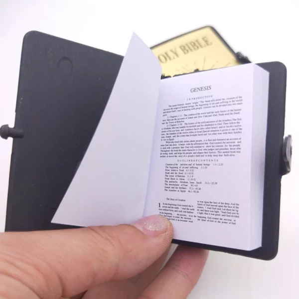 Mini porte-clés de livre de la Sainte Bible pour la décoration de sac, porte-clés religieux anglais, papier spirituel, femmes et hommes, prière chrétienne, croix de Jésus – Image 3