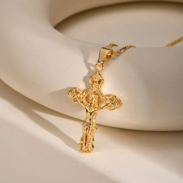 Vnox – colliers pendentif plaqués or pour femmes, en acier inoxydable, creux, croix de jésus, Design classique, bijoux Christain, cadeau – Image 6
