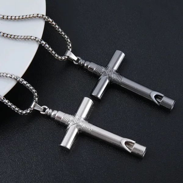 Collier avec pendentif en chaîne croisée en acier inoxydable 316L pour hommes, accessoire religieux de jésus, couleur gris argent – Image 4