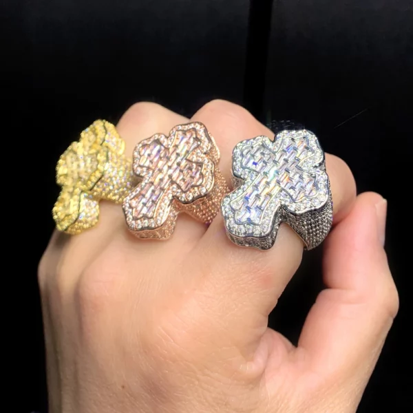 Nouveau glacé Bling CZ croix anneau plaqué or broche réglage cubique zircone grands anneaux mode Hip Hop luxe femmes hommes bijoux – Image 5