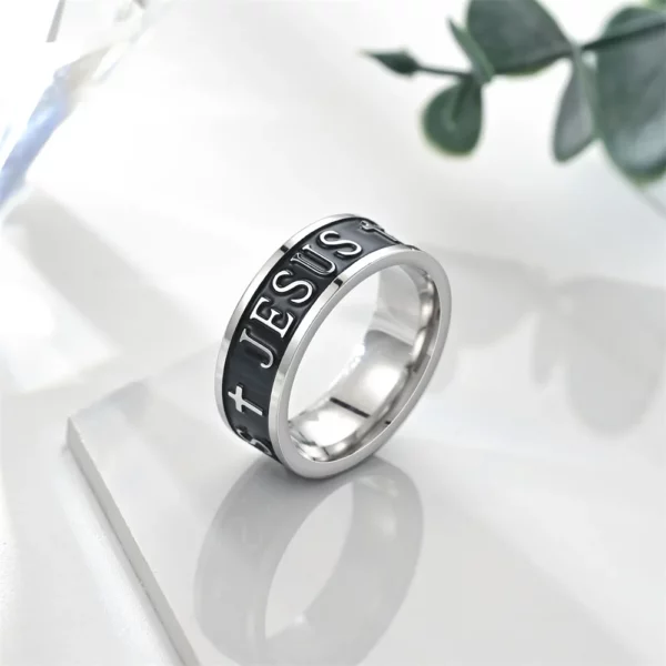 Bague Punk noire de jésus pour hommes, chevalière en acier inoxydable avec croix ne se décolore jamais, cadeaux de bijoux Cool Rock – Image 3
