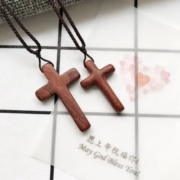 Collier religieux en bois d'ébène naturel, pendentif en bois de santal, croix en bois noir et brun, nouveau Design, cadeau – Image 6