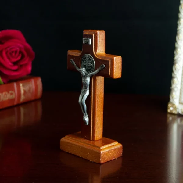 Croix catholique en bois avec base, prière pour votre famille et votre maison, statue souvenir religieux portable de Jésus sur base – Image 3
