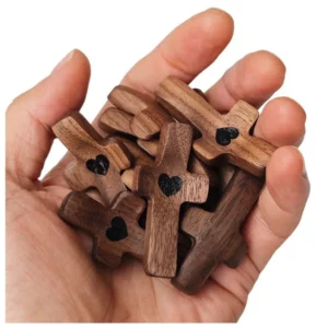 Croix de poche en bois d'olivier, format de poche, soulagement du stress, compagnon spirituel, croix mon cœur, cadeau d'encouragement, croix en bois à travers