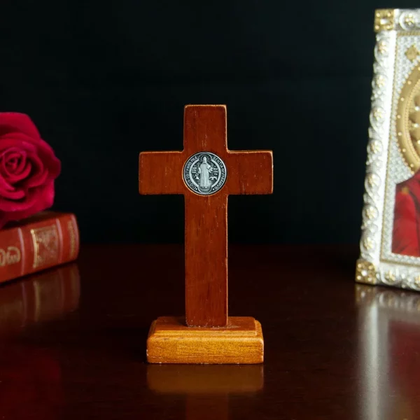 Croix catholique en bois avec base, prière pour votre famille et votre maison, statue souvenir religieux portable de Jésus sur base – Image 5