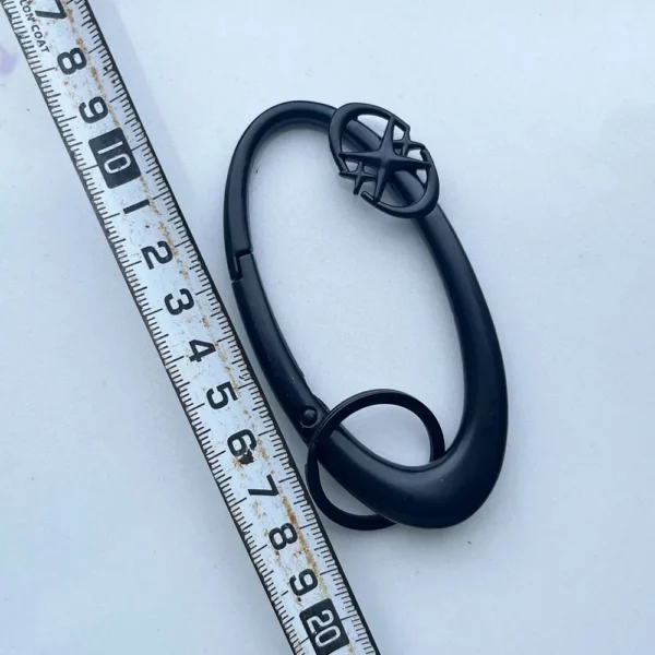 Y2K – mousqueton croisé, porte-clés, Crucifix religieux, fermoir Grunge, Clip, cadeau EDC, papa, petit ami, hommes, Camping, randonnée, grimpeur en plein air – Image 24