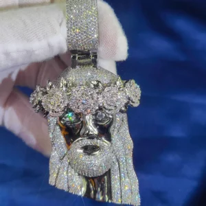 Collier tête de jésus glacé, pendentif Hip Hop, pierres précieuses en Zircon, breloque pour hommes, accessoire de pendentif personnalisé pour le visage du jésus chrétien