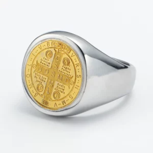 Bague en titane et acier, croix de saint benoît, revêtement noir PVD, bijoux religieux, cadeau chrétien, bague gothique pour hommes, accessoires symbole