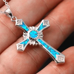 Collier classique avec pendentif en opale époxy pour hommes et femmes, pendentif croix scintillante, fête d'anniversaire, bijoux religieux, cadeaux