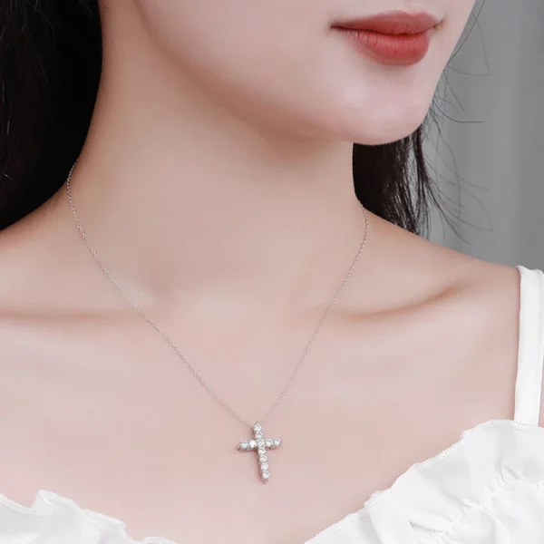 Serenity – collier croix Moissanite couleur D, 2mm, pour femmes et hommes, en argent Sterling S925, pendentif jésus scintillant, chaîne de cou, anniversaire – Image 18